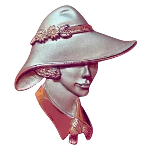 Vintage Art Nouveau Stamped Torino “Lady in a Hat” Brushed & Shiny Silver Brooch - Picture 2 of 5